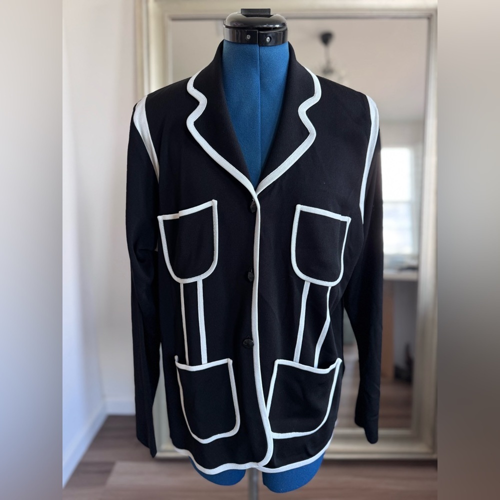 Misook Black Knit Button Down Blazer Jacket With White Trim Four Pockets Size M